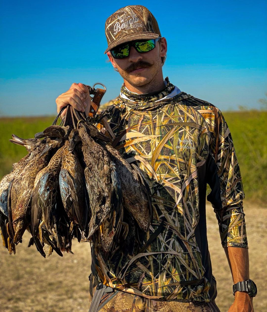 Męska koszula myśliwska z dług – Outdoor Hunting Hoodie recenzja i cena